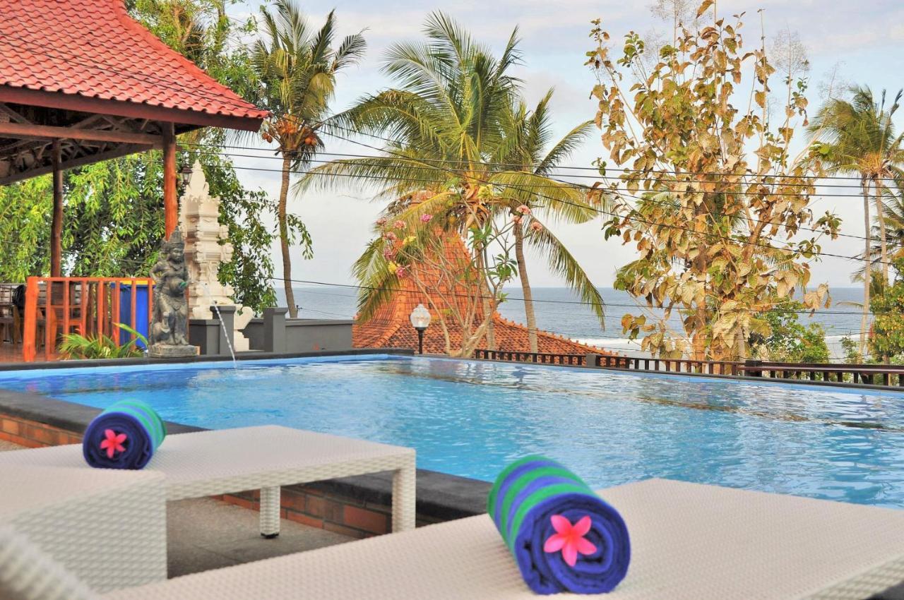 Surya Chandra Beach Bungalow Batununggul Екстер'єр фото