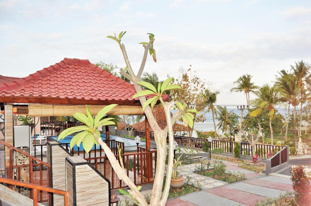 Surya Chandra Beach Bungalow Batununggul Екстер'єр фото