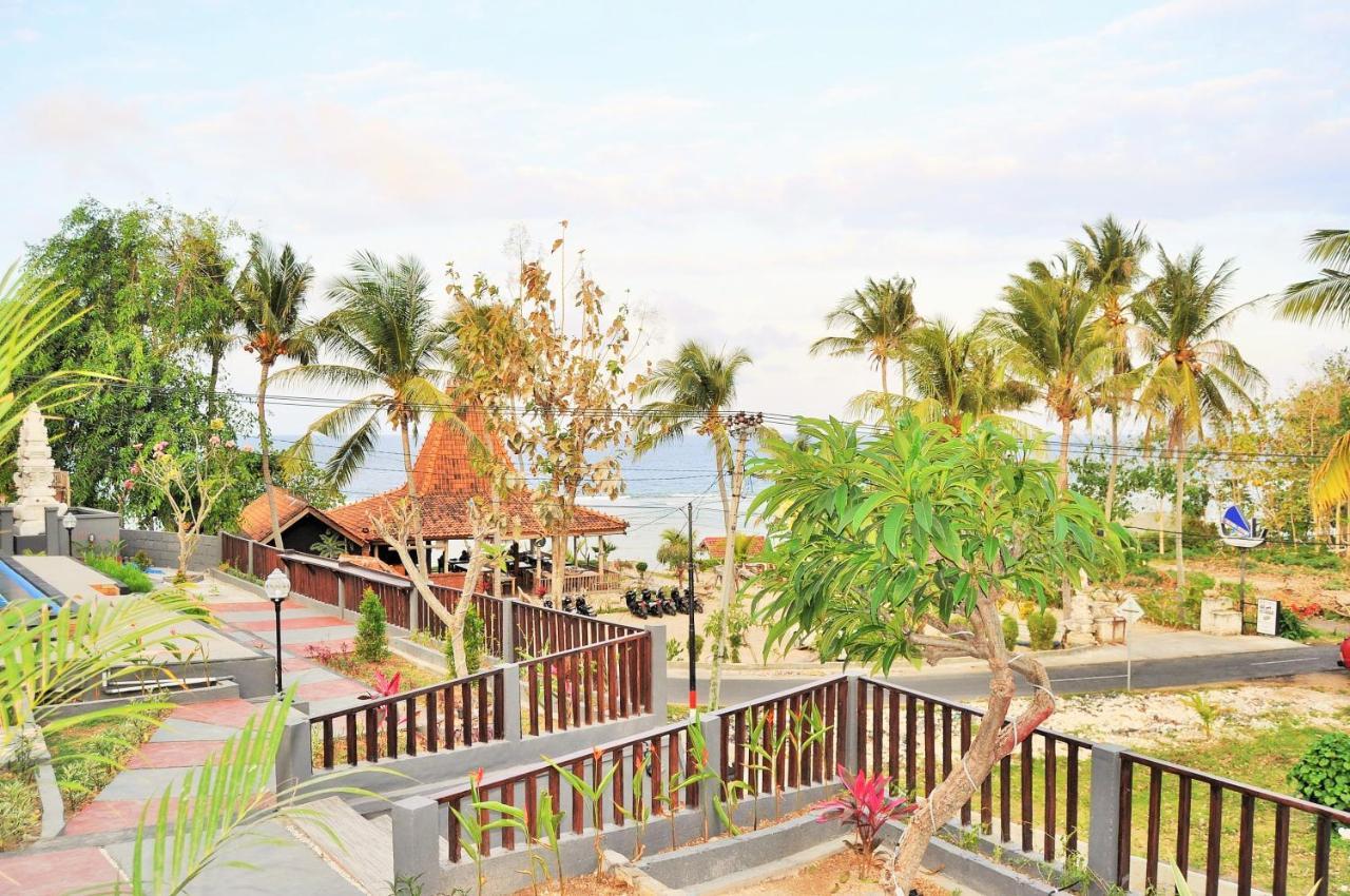 Surya Chandra Beach Bungalow Batununggul Екстер'єр фото
