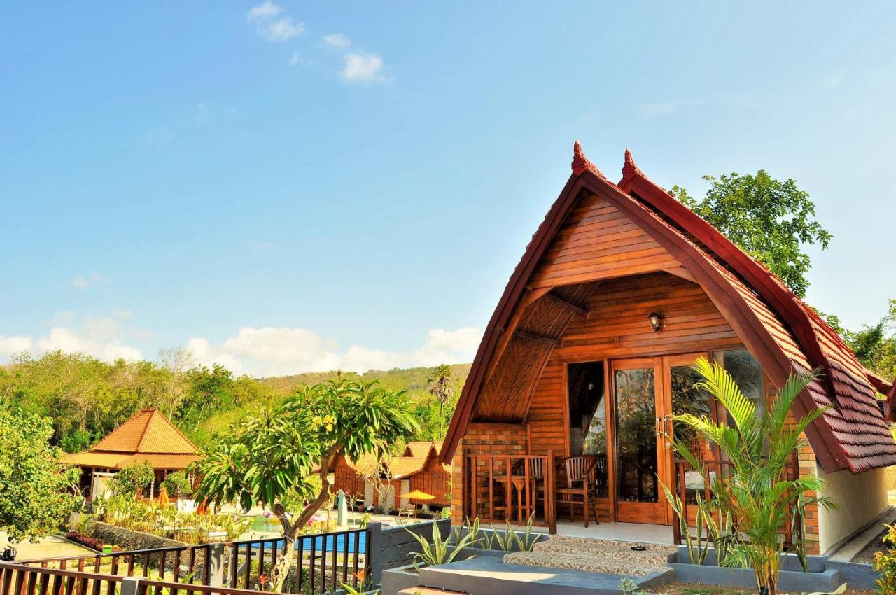 Surya Chandra Beach Bungalow Batununggul Екстер'єр фото