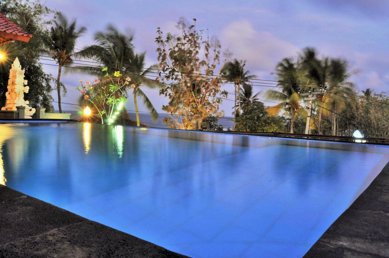 Surya Chandra Beach Bungalow Batununggul Екстер'єр фото