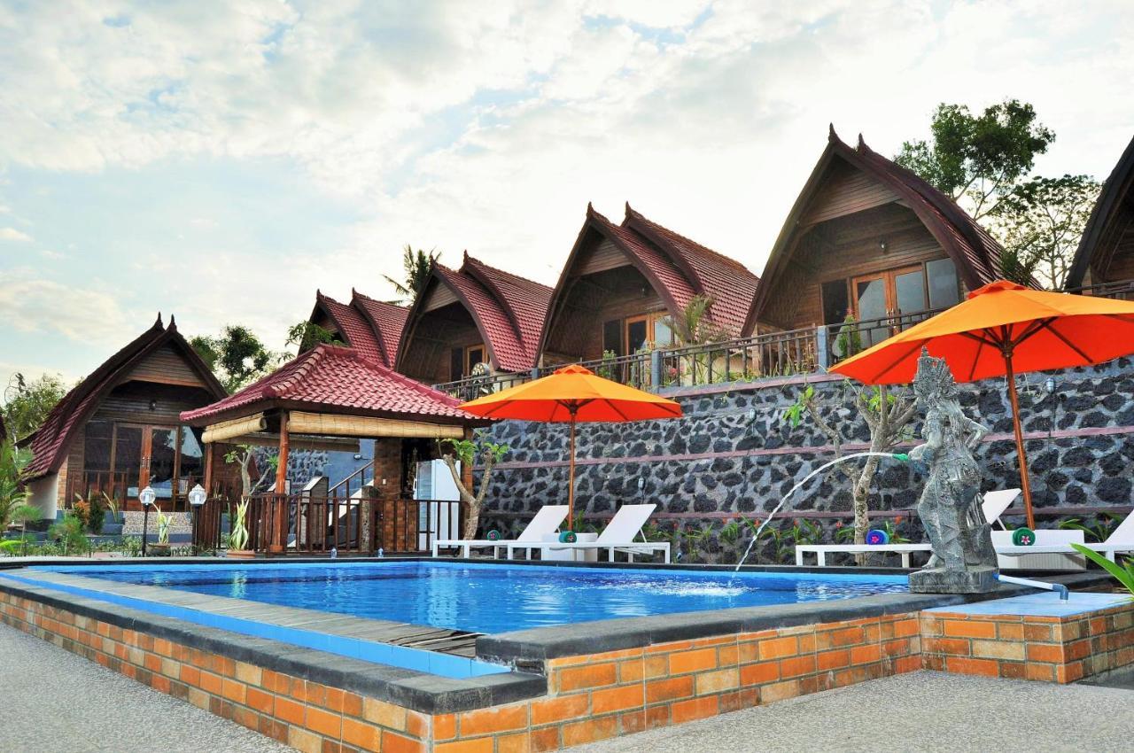 Surya Chandra Beach Bungalow Batununggul Екстер'єр фото