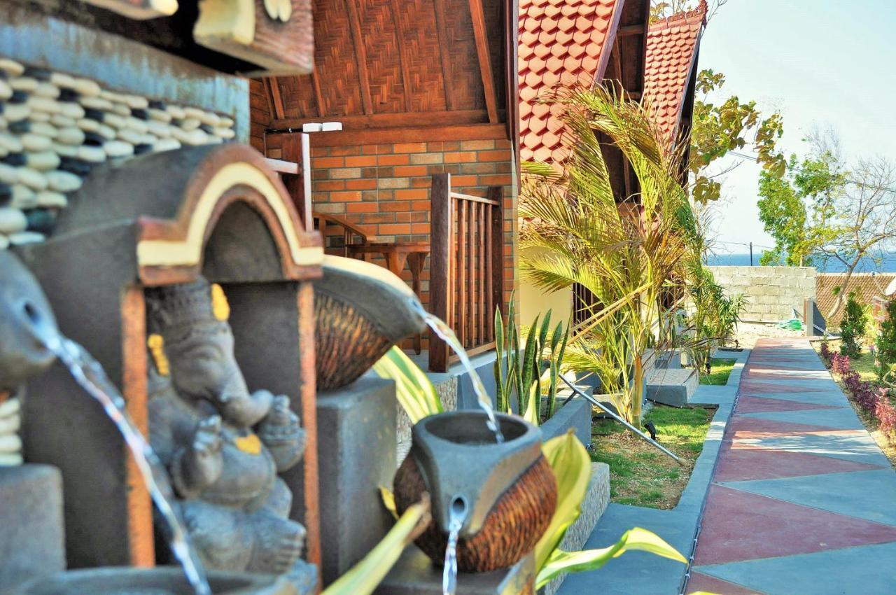 Surya Chandra Beach Bungalow Batununggul Екстер'єр фото