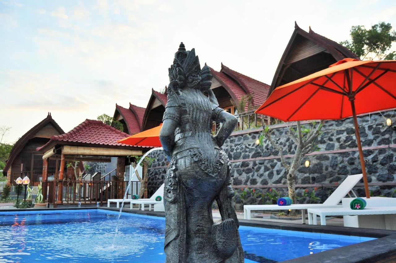 Surya Chandra Beach Bungalow Batununggul Екстер'єр фото