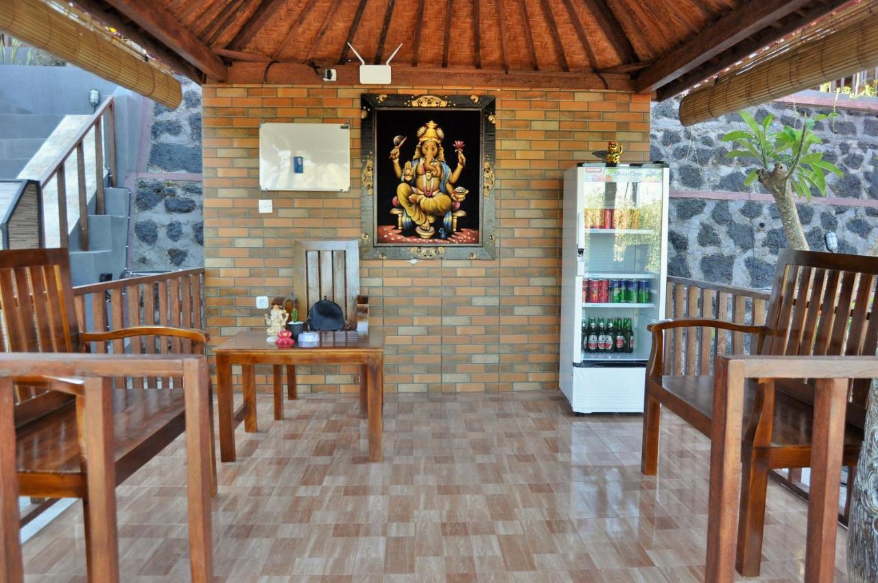 Surya Chandra Beach Bungalow Batununggul Екстер'єр фото