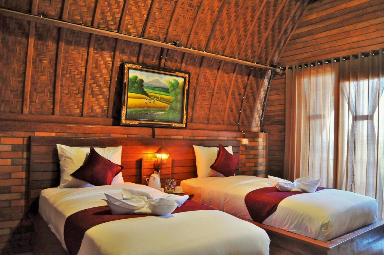 Surya Chandra Beach Bungalow Batununggul Екстер'єр фото